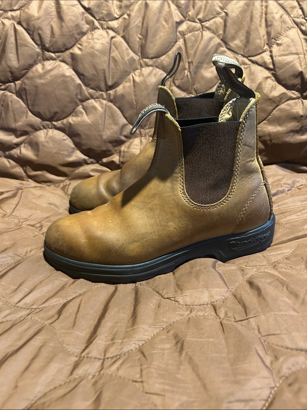Blundstone Tan/Brown Chelsea Work Boots for Men